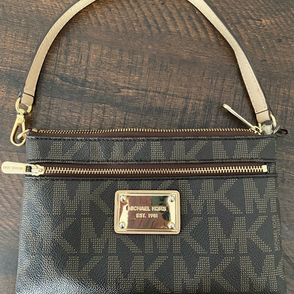 Authentic Michael Kors clutch